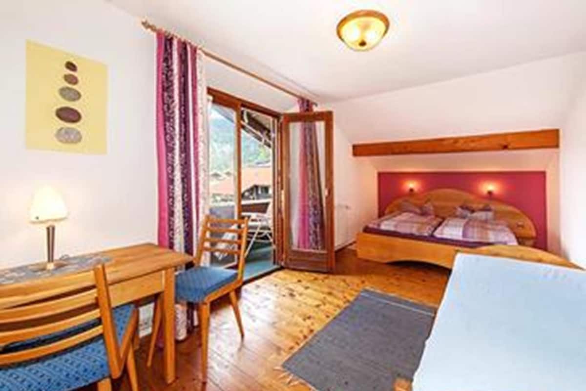 Apartment (1)