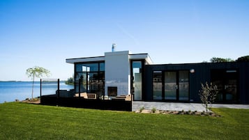 Cube Exclusif Waterfront 4 | 2 slaapkamers, individueel gedecoreerd, individueel gemeubileerd