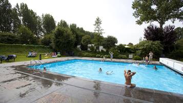 Seasonal outdoor pool