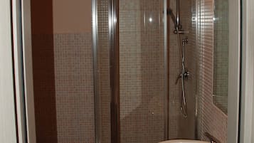 Chambre Triple | Salle de bain