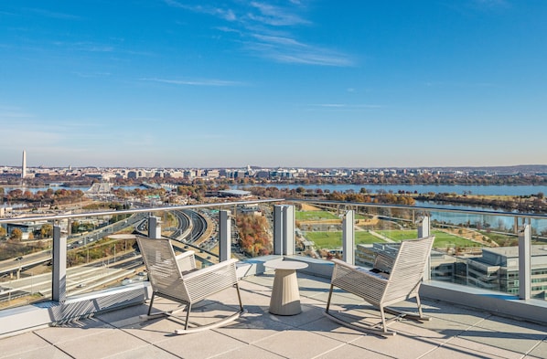 Sun deck