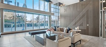 Global Luxury Suites Crystal City