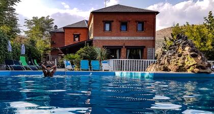 Hotel Rural Don Burguillo