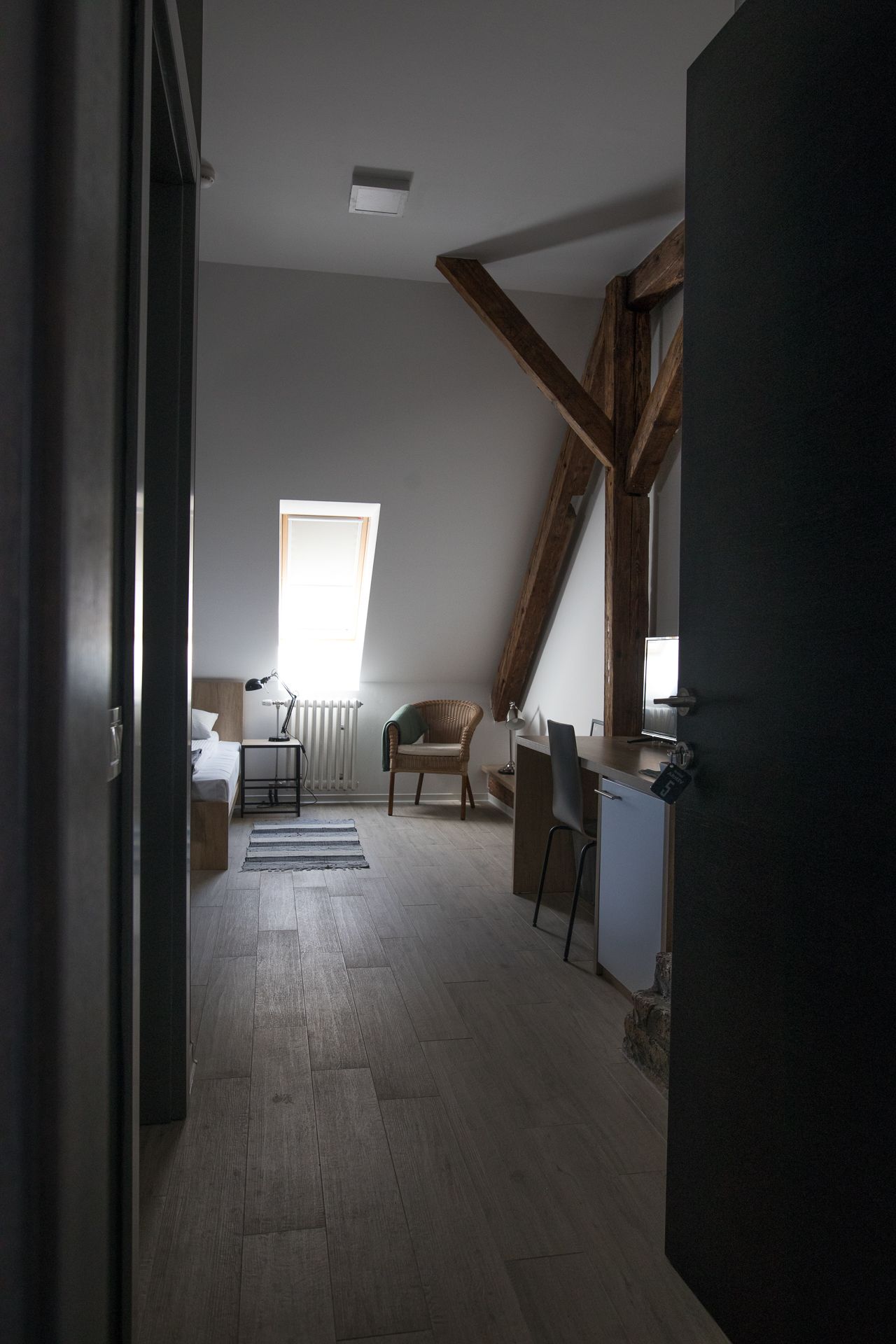 quadruple room (5) | individually furnished, desk, blackout curtains, free wifi