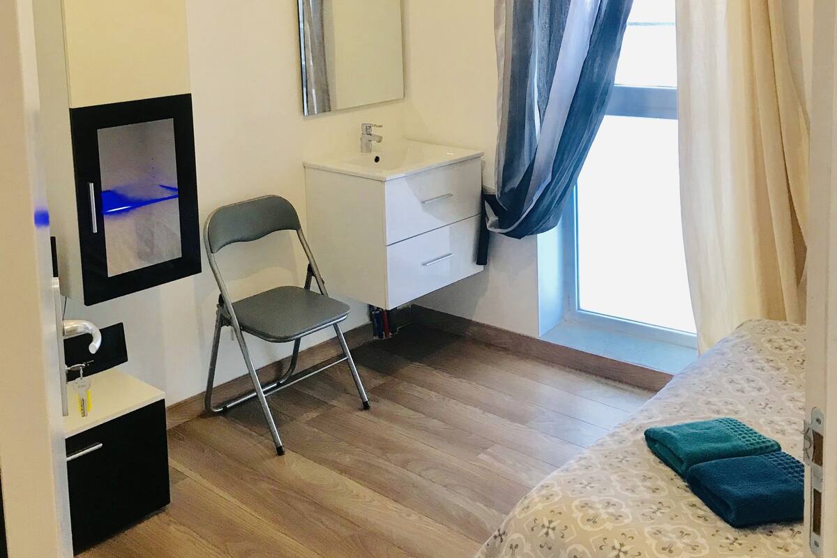 Double Room, 1 Queen Bed, Non Smoking (Cocoon 2)