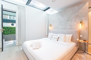 Luxury Apartment, 2 Bedrooms | 2 bedrooms, Egyptian cotton sheets, premium bedding, down duvets - Luxury Royalty Mews (London)