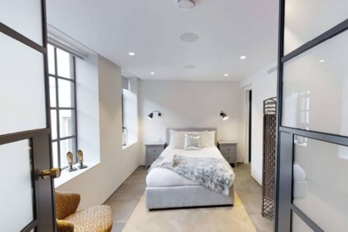 Luxury Apartment, 3 Bedrooms | 2 bedrooms, Egyptian cotton sheets, premium bedding, down duvets