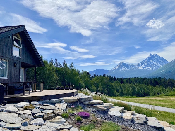 Front of property - Heinåli Hytta (Rauma)