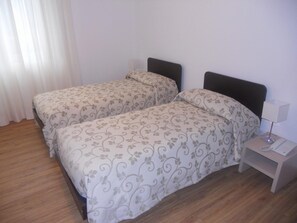 In-room safe, desk, soundproofing, rollaway beds - Hotel Locanda l'Ombrosa (Vezzano Ligure)