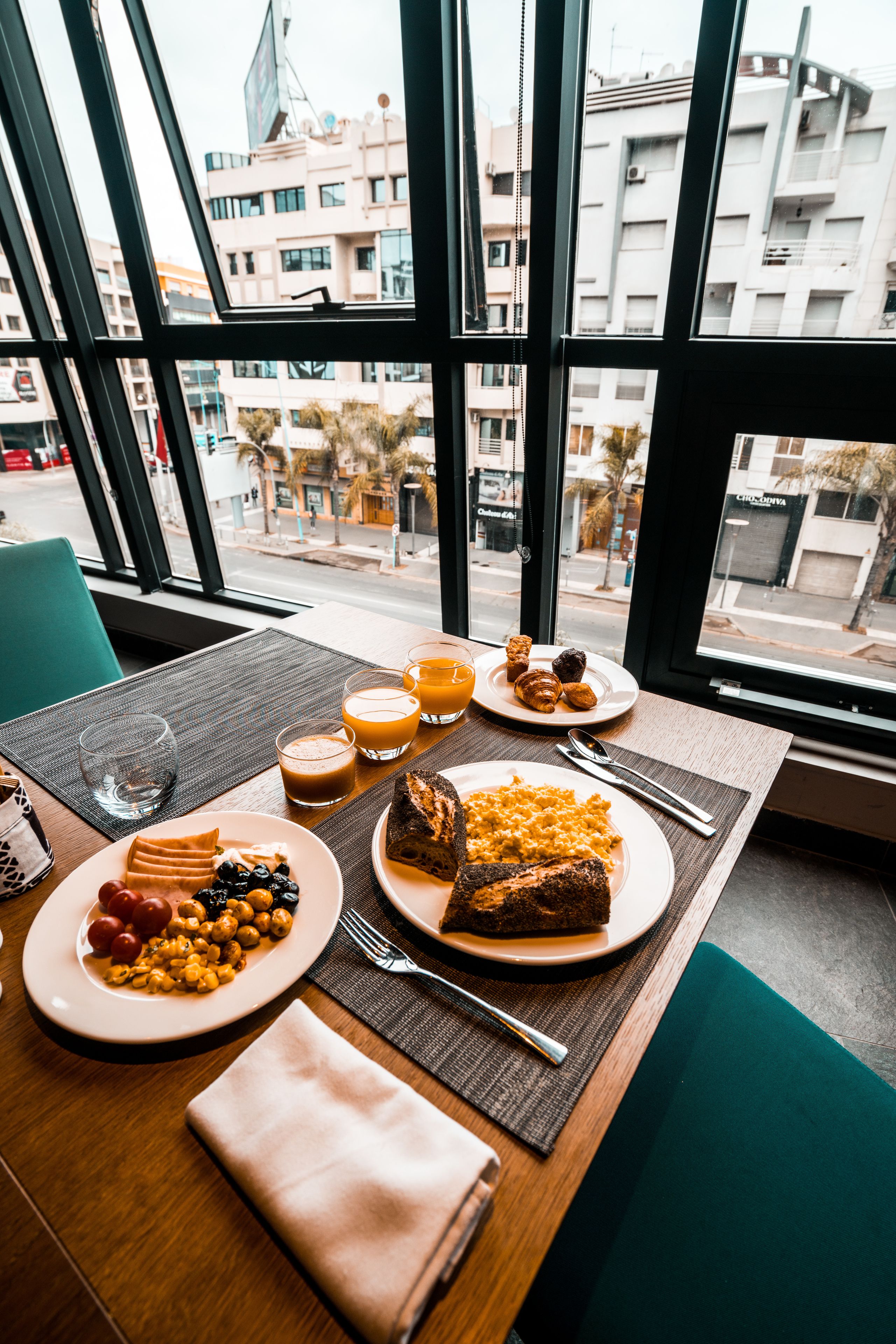 Frokostbuffé hver dag (EUR 15 per person)