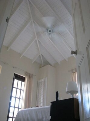 Deluxe Apartment, 4 Bedrooms, Balcony | In-room safe, iron/ironing board, free WiFi, bed sheets