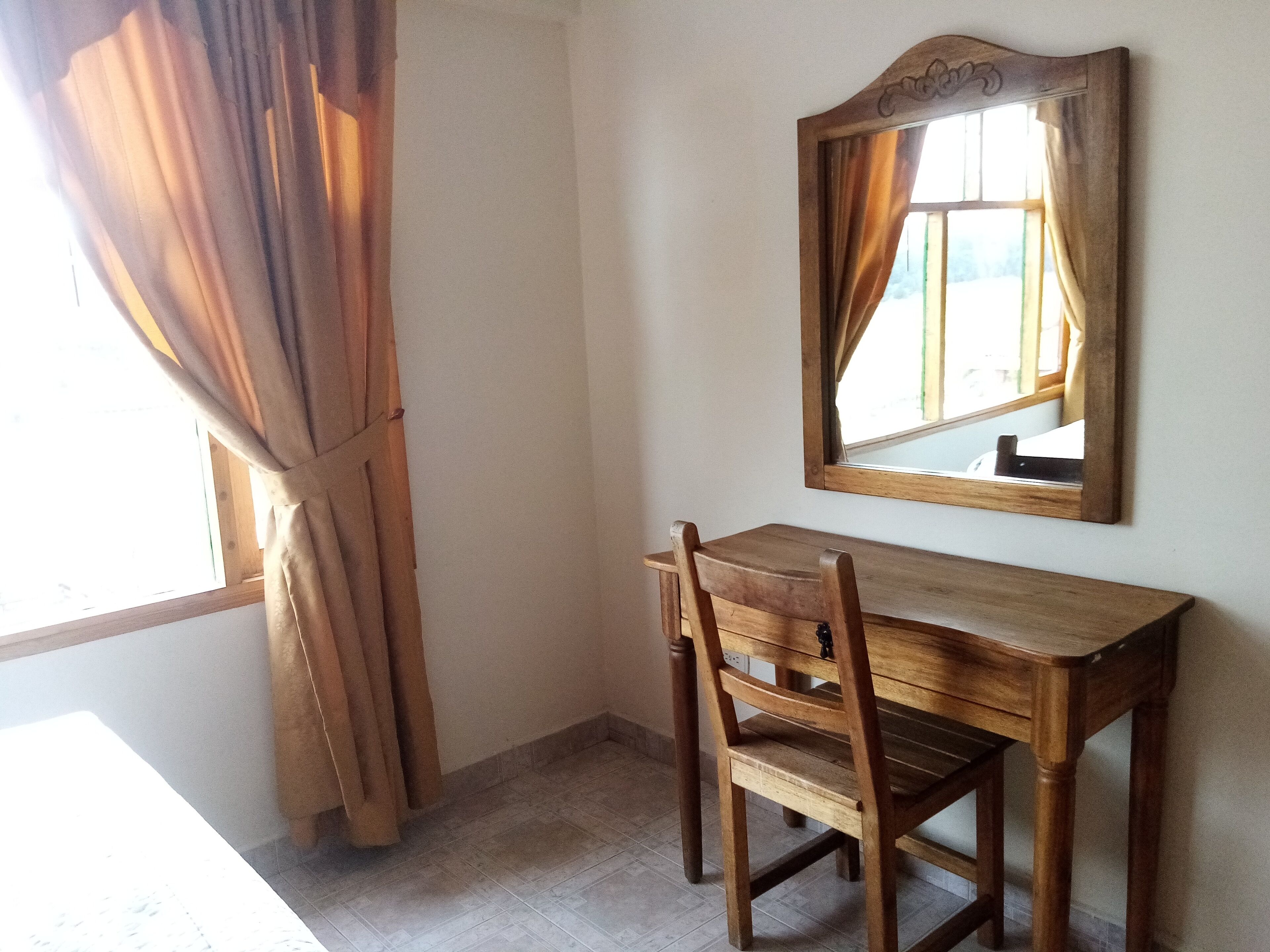 family cabin, 2 bedrooms | 1 bedroom, individually furnished, blackout curtains, free wifi
