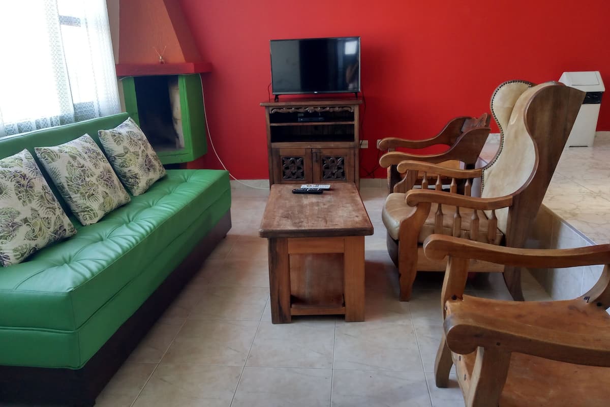 1 bedroom, individually furnished, blackout curtains, free wifi