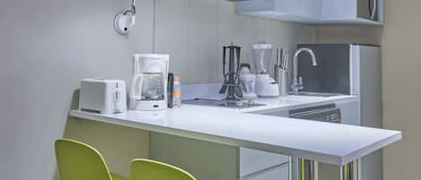 Suite, 2 Double Beds, Non Smoking | Private kitchen