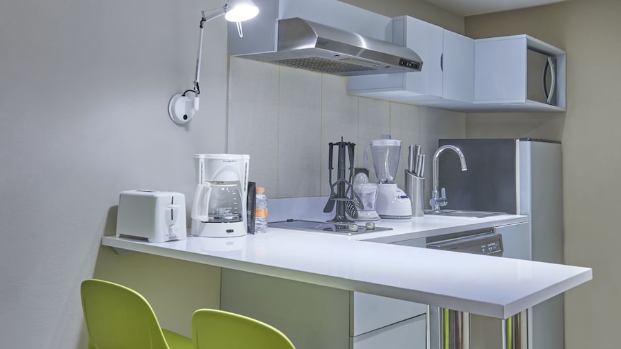 City Express Plus by Marriott Cancún Aeropuerto Riviera