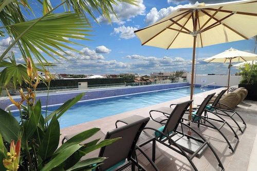 Holiday Inn Express & Suites Playa Del Carmen by IHG