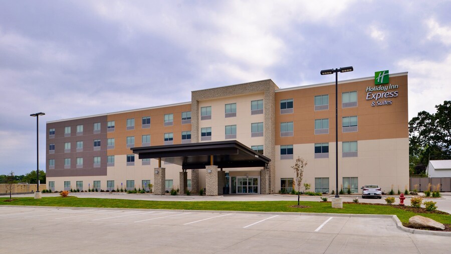 Holiday Inn Express & Suites Ottumwa by IHG