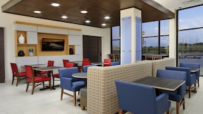 Free daily buffet breakfast - Holiday Inn Express & Suites Dallas-Frisco NW Toyota Stdm by IHG (Frisco)
