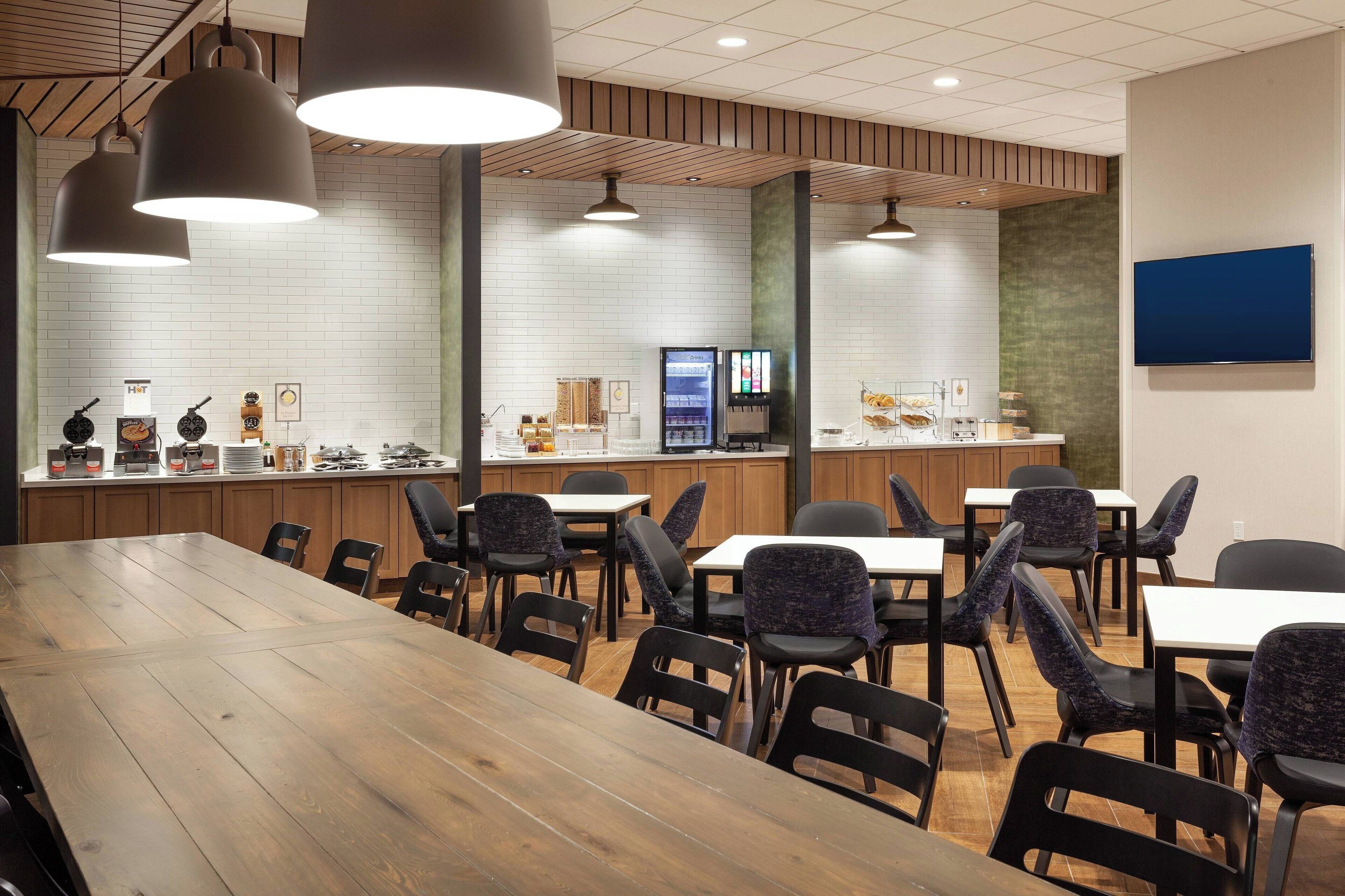 free daily self-service breakfast