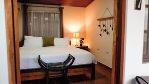 Comfort dubbelrum eller tvåbäddsrum - 1 kingsize-säng - icke-rökare | Värdeförvaringsskåp på rummet