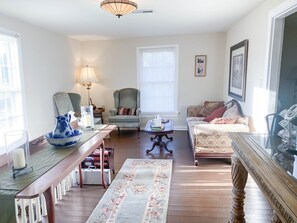 42-tums platt-tv med digitalkanaler, tv och Netflix