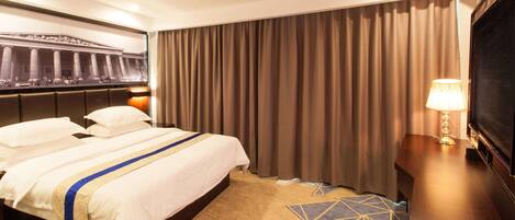 Rum - 1 queensize-säng - rökare | Värdeförvaringsskåp på rummet, ljudisolering och gratis wi-fi