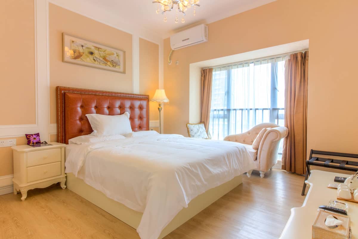 Business Condo | Individually decorated, individually furnished, desk, laptop workspace