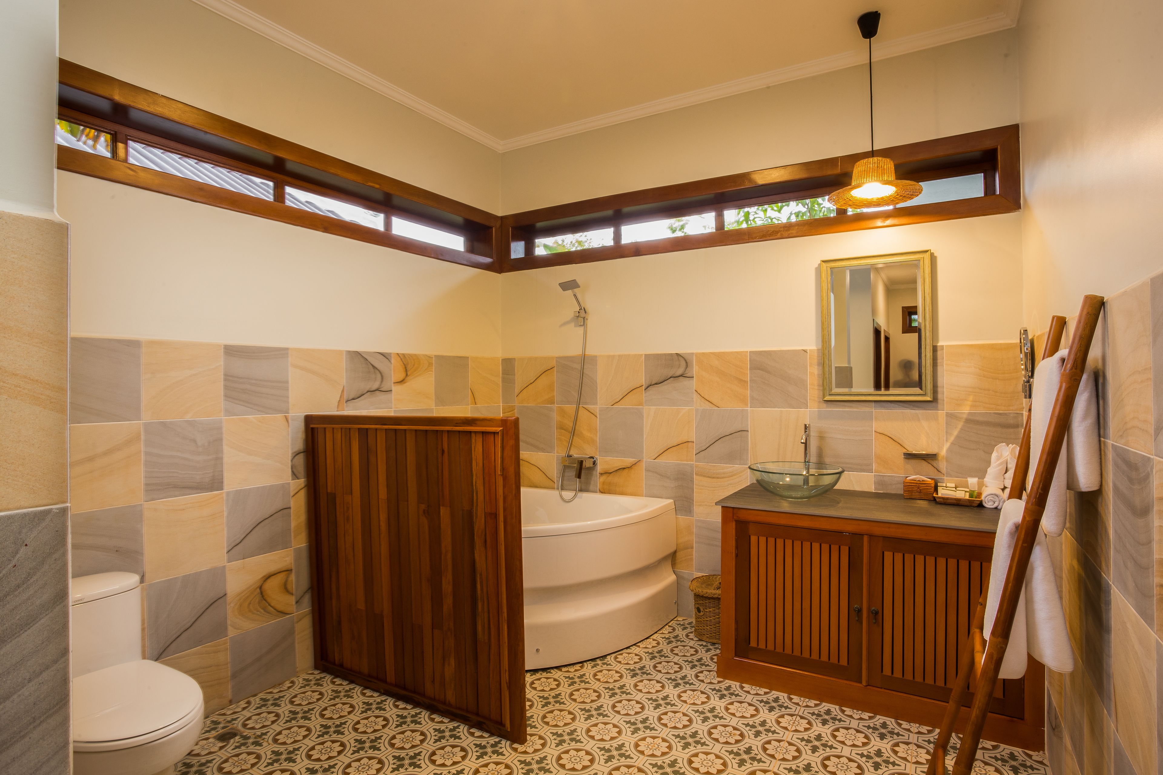 president suite villa | bathroom | separate bathtub and shower, jetted bath, free toiletries, hair dryer