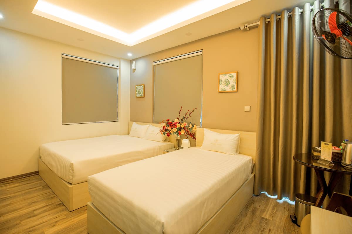 Deluxe Twin Room, Multiple Beds, Non Smoking, City View | Minibar, desk, soundproofing, free WiFi