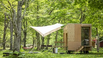 Glamping Cabin | Down comforters, bed sheets