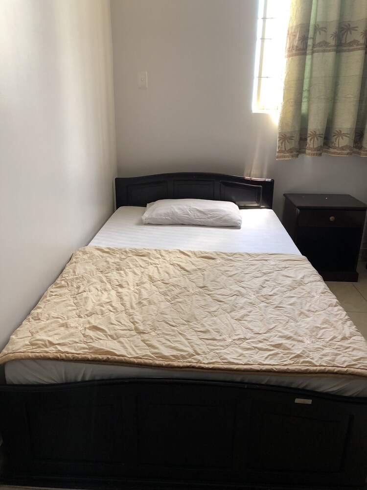 Khách Sạn Thịnh Phương Nam