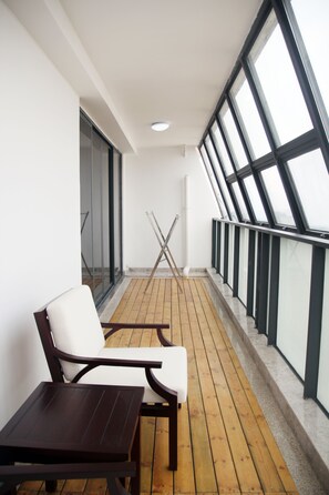Executive Room with View | Balcony