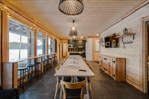 Dining - Aulanko Lake Villa - Peace & Privacy (Hameenlinna)