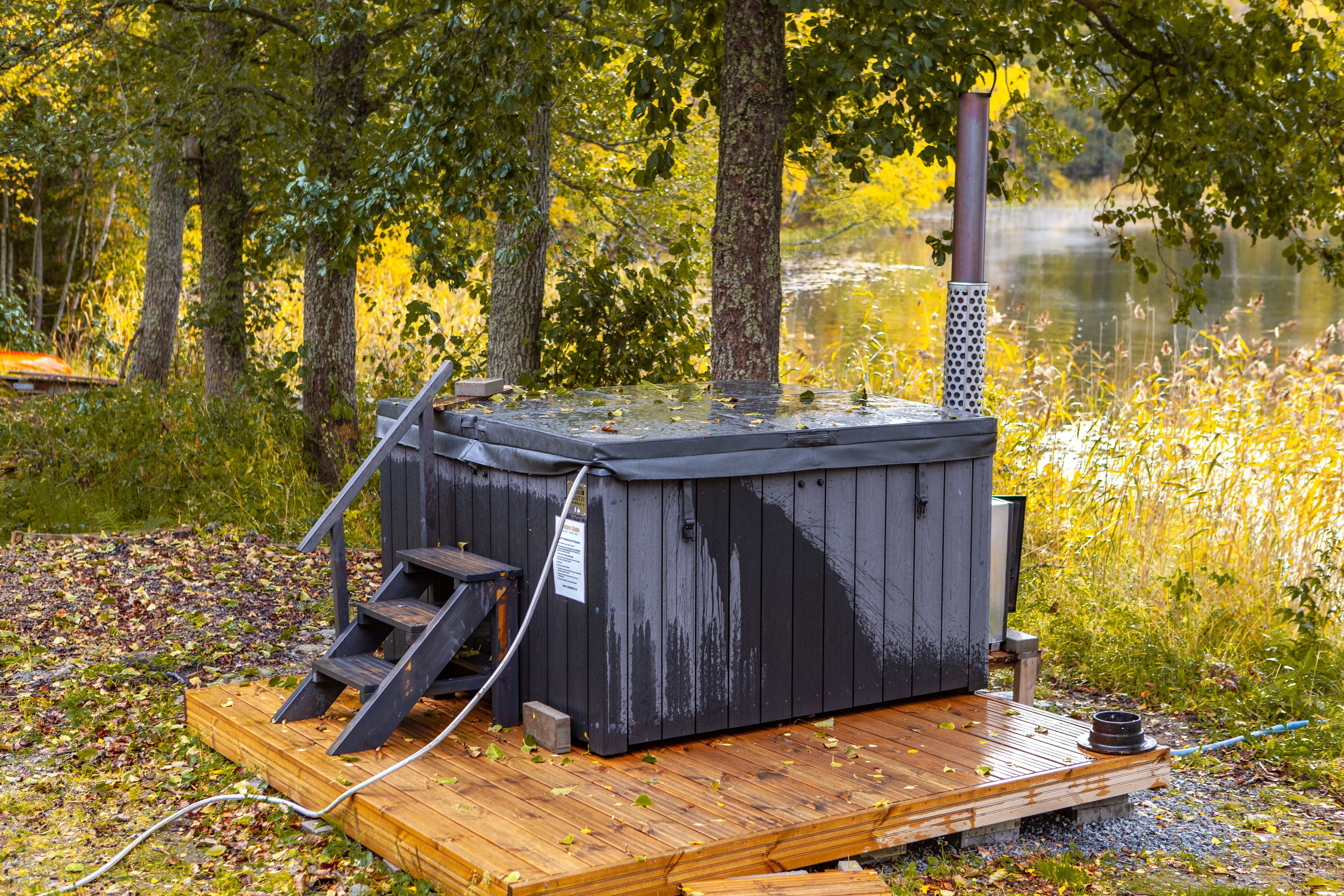 Bañera de hidromasaje exterior