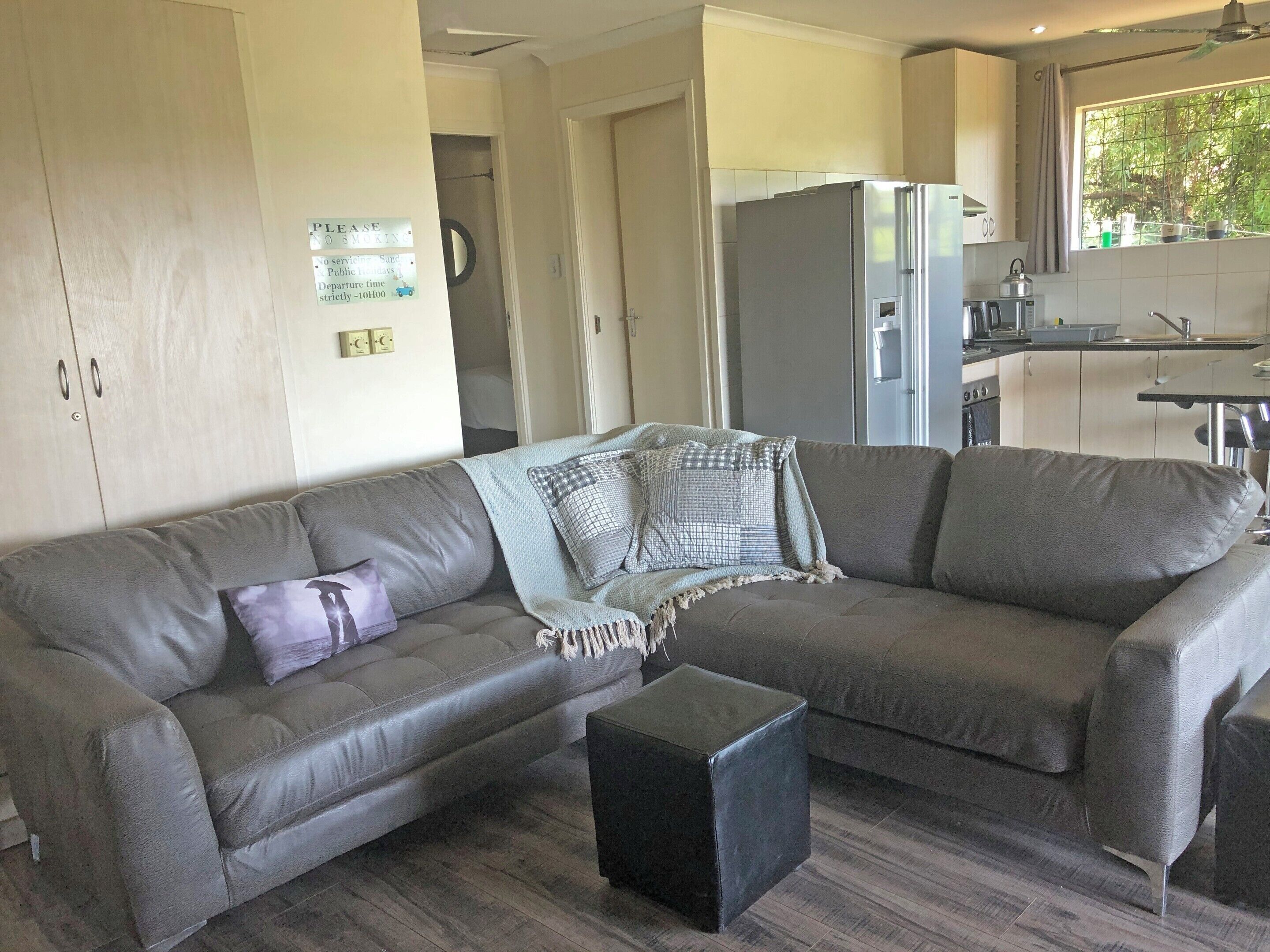 Romantic Cottage, 2 Bedrooms (Fish Eagle) | Living area