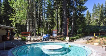 3159 Aspen Grove