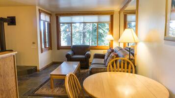 Apartment, 1 Schlafzimmer | Speisen