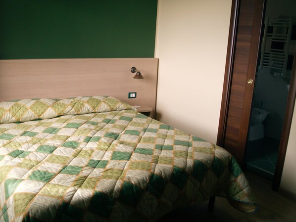 Comfort Double or Twin Room, Garden View | Down duvets, individually decorated, individually furnished