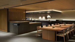 Cafe - THE THOUSAND KYOTO (Kyoto)