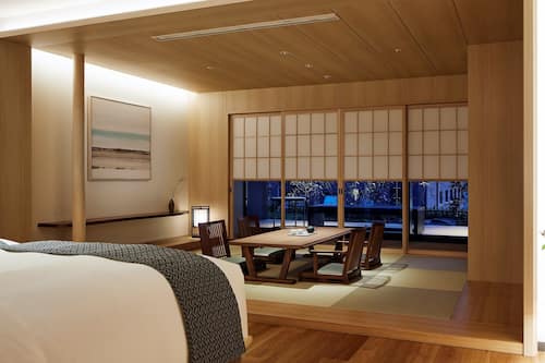Down comforters, pillowtop beds, minibar, in-room safe