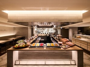 Daily buffet breakfast for a fee