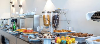 Oporto Airport & Business Hotel