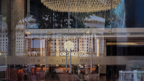 Orchids Saigon Hotel