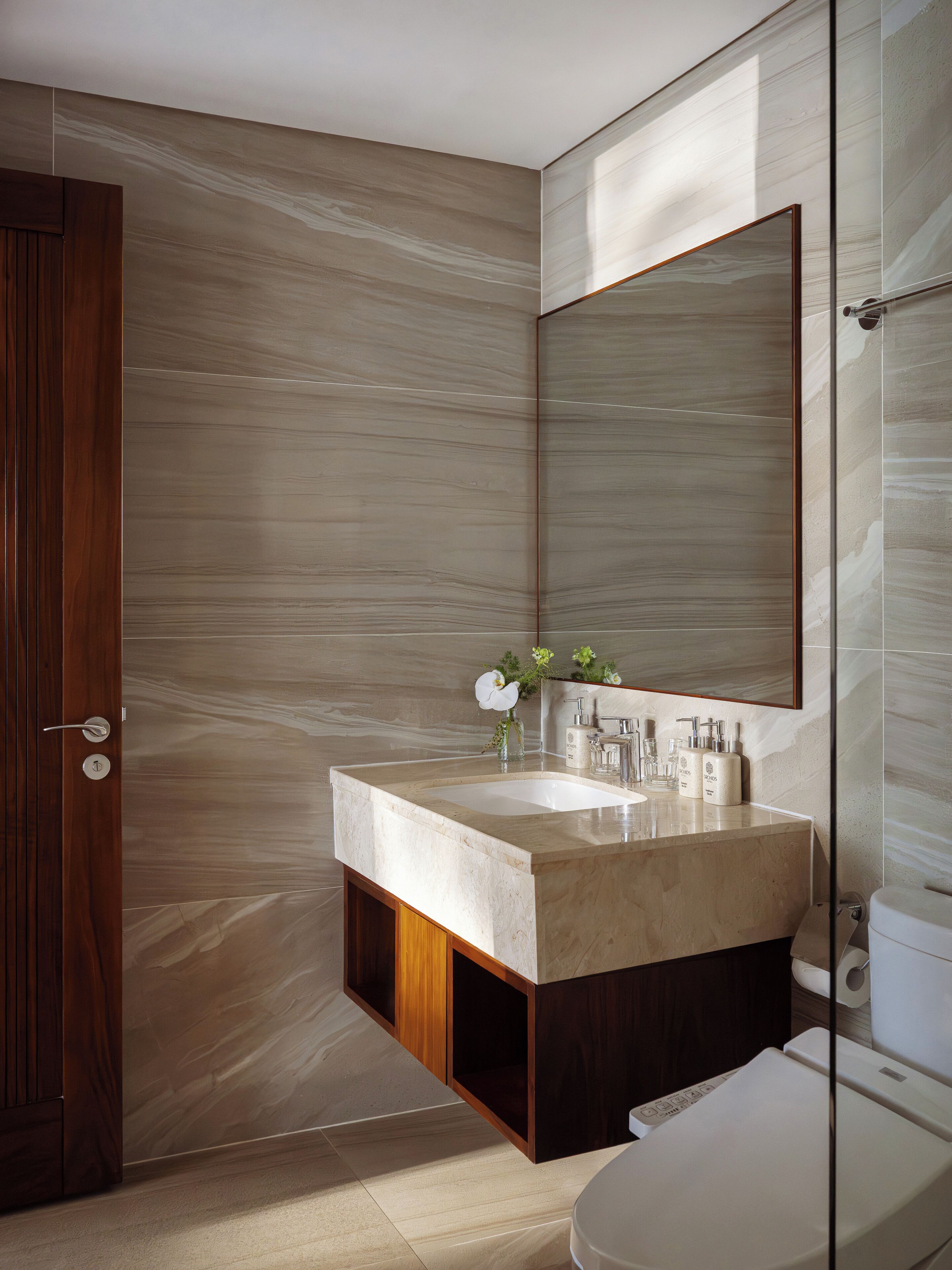 suite | bathroom | free toiletries, hair dryer, bathrobes, slippers