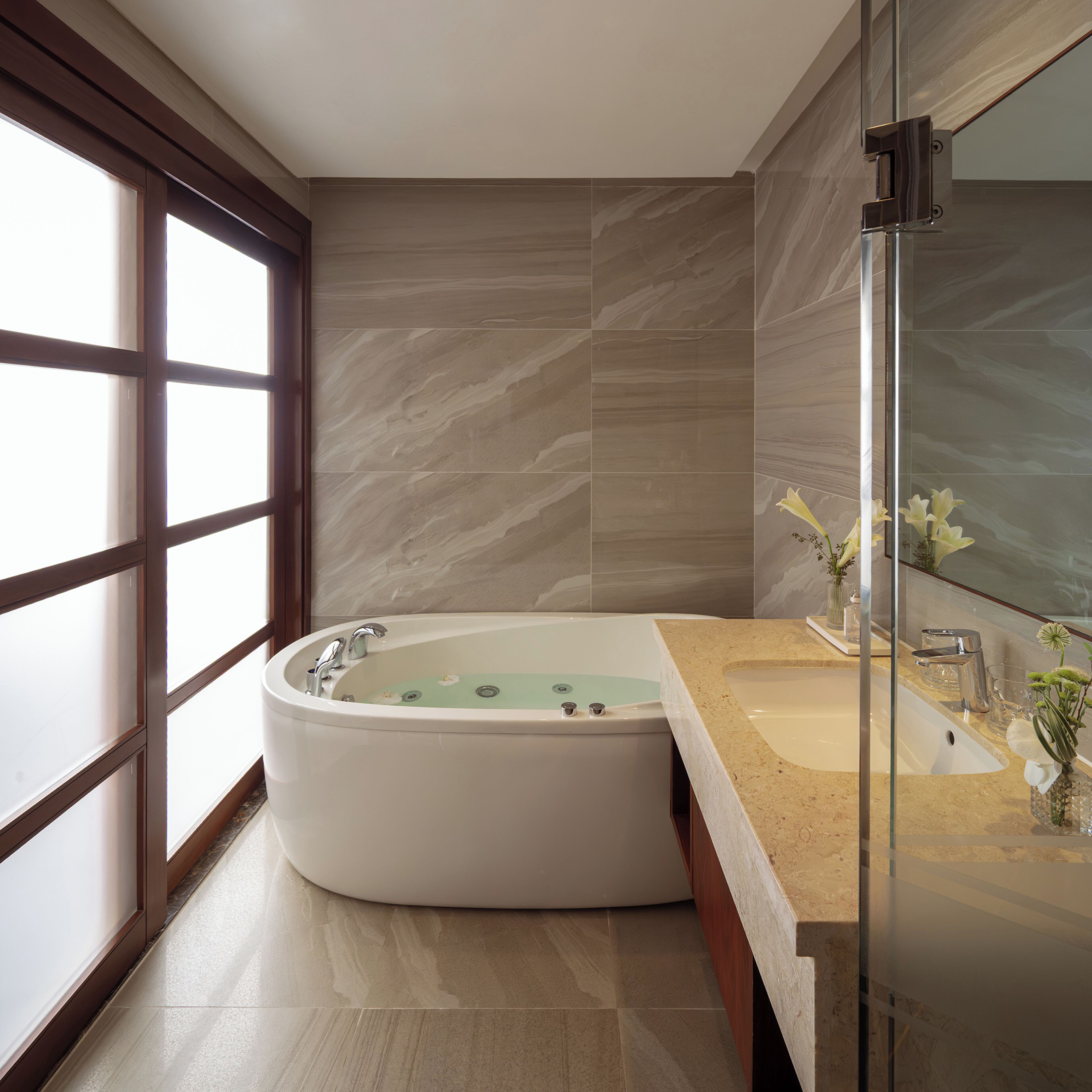 orchids suite with city view | bathroom | free toiletries, hair dryer, bathrobes, slippers