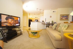 Family Condo, Kitchen, Garden Area | Lobby sitting area