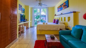 TV - Ixchel - Ground Floor Standard Room 2107 (Isla Mujeres)