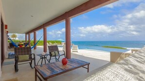 Ferienhaus | Balkon