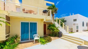 Unclassified image, 4 of 23, button - Casa Nueva Esperanza - Downstairs (Isla Mujeres)
