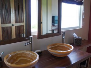 Bathroom sink - Casa Paraiso (Isla Mujeres)